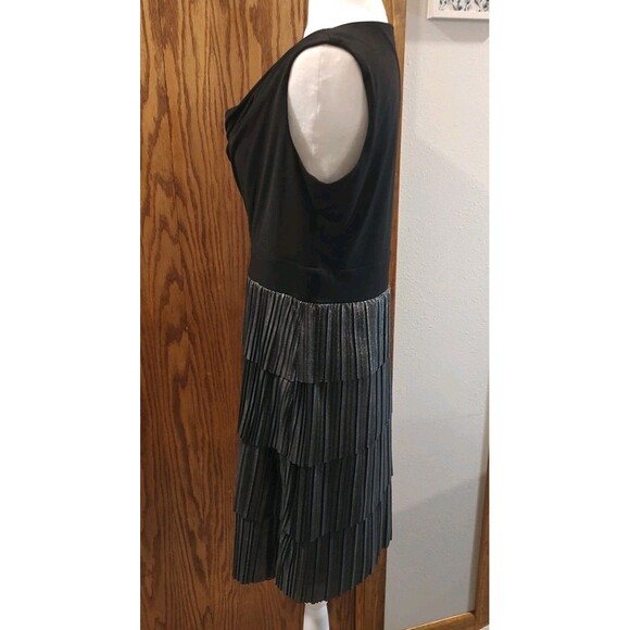 Evening Gown Women's Size 12 Dress Black Metallic Layered Swing SD Collection - Picture 3 of 9